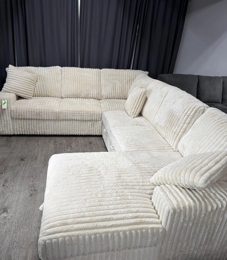 King Size Mattress – Furniture Store Auction No Reserve