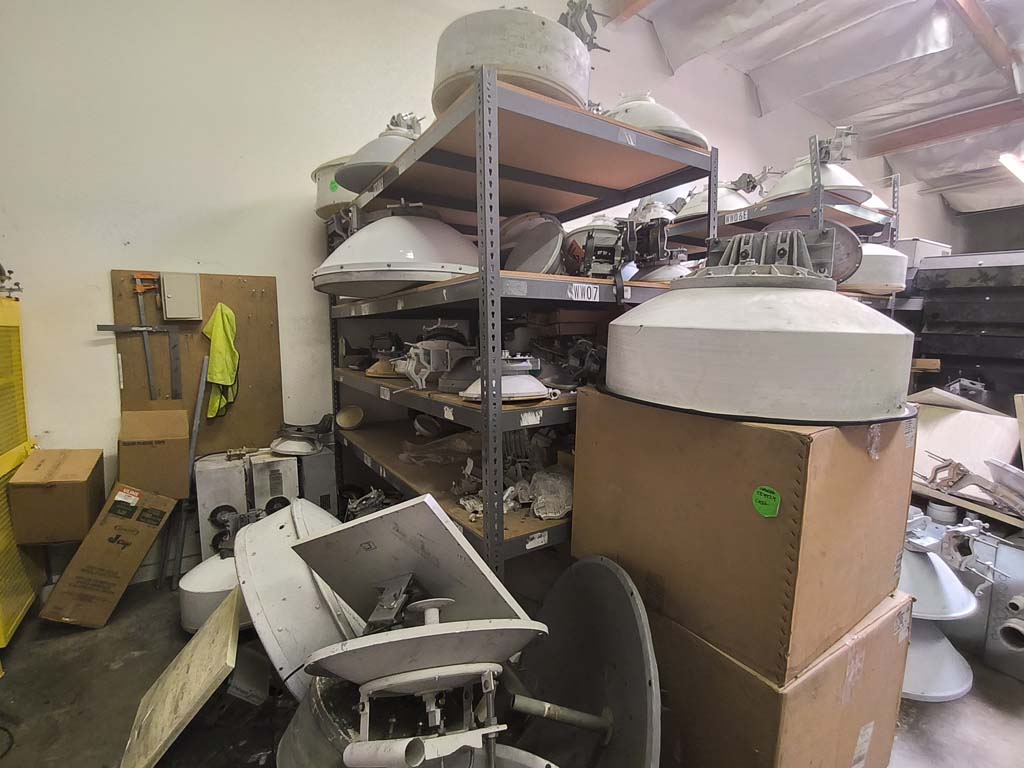 network hardware auction internet provider equipment