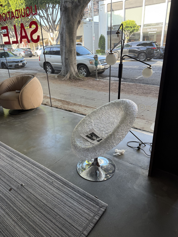 furniture auction Robertson Boulevard West Hollywood