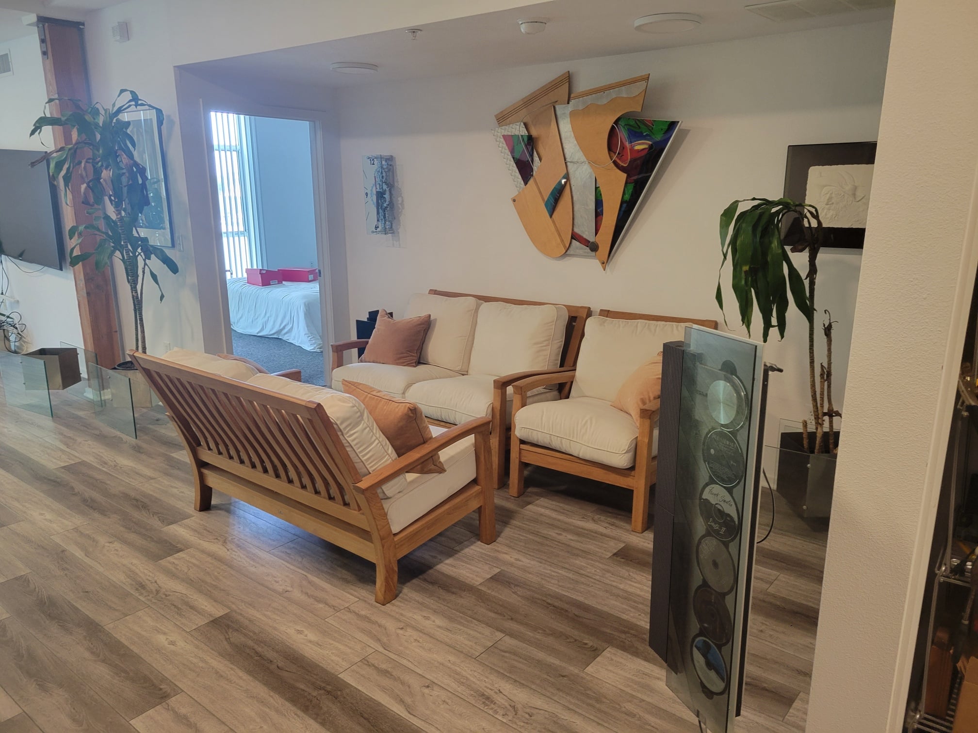 online household contents auction