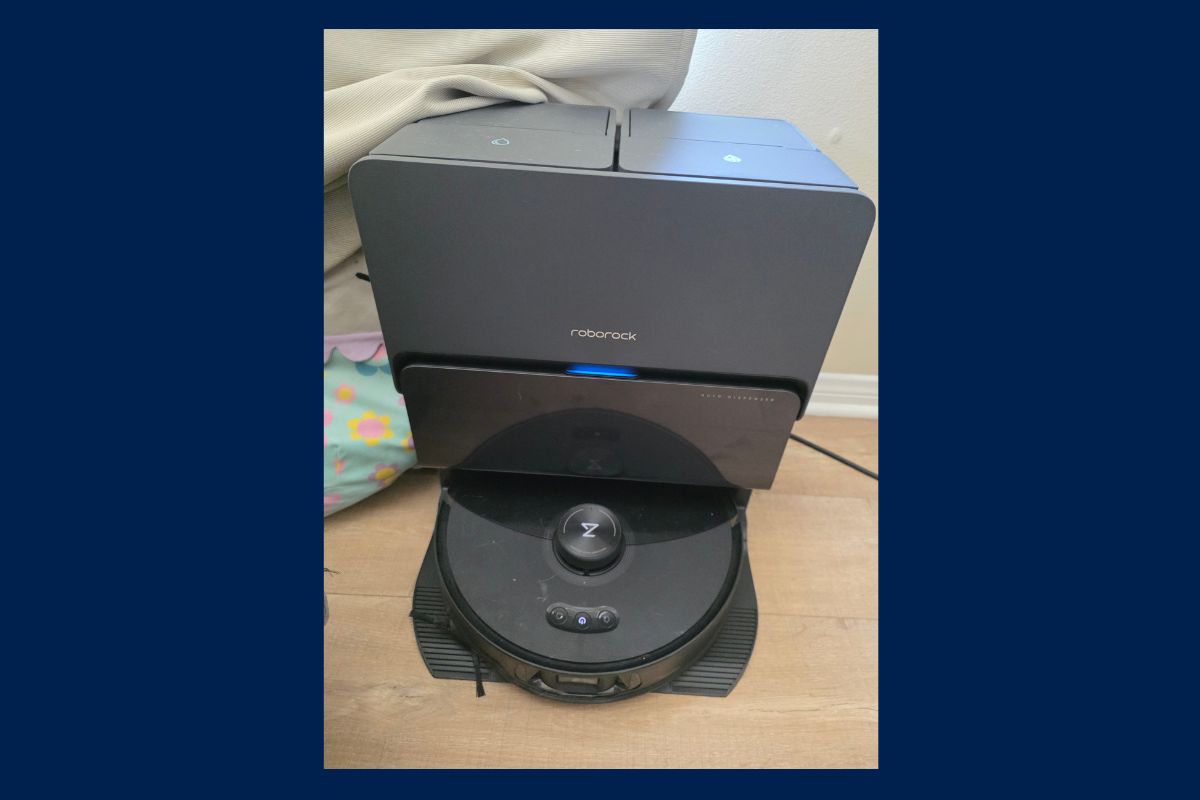 Roborock robot vacuum at Irvine online auction