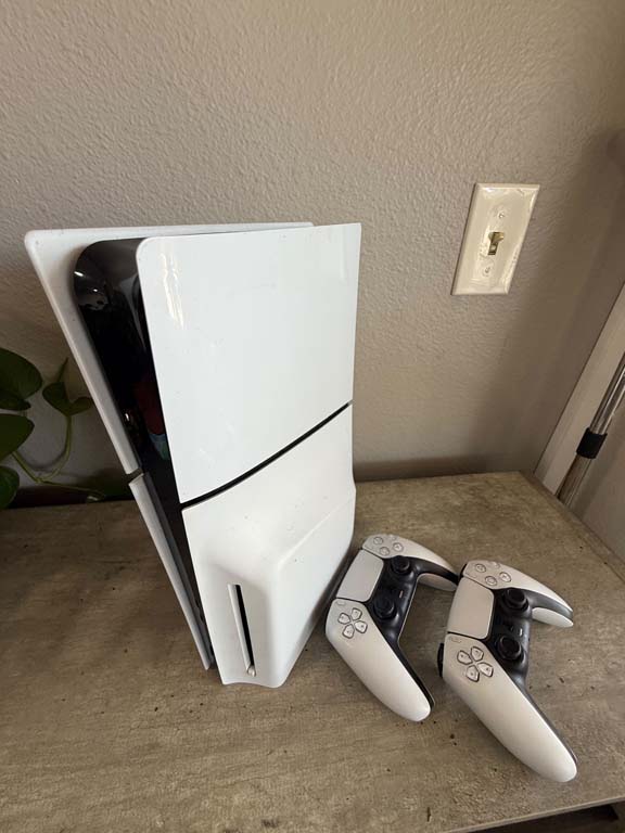 Meta Quest 3 Touch Plus controller Los Angeles auction