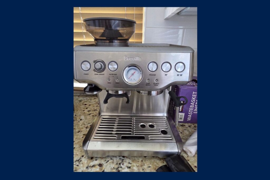 Cappuccino and coffee machine at Irvine auction