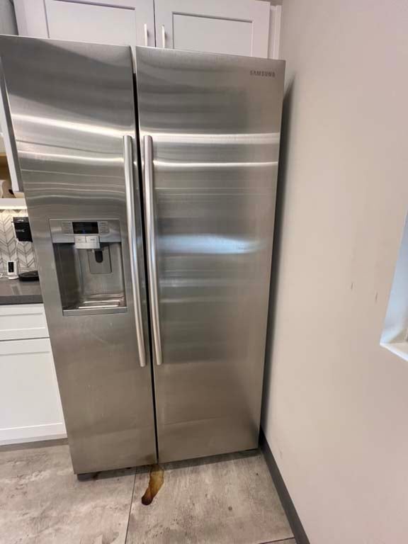 Fridge and microwave included in commercial property auction