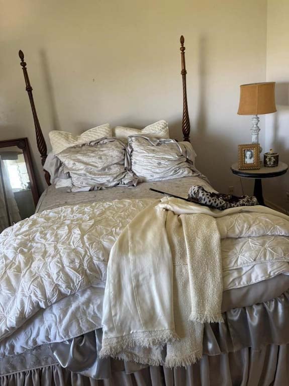 Household furnishings at 205 Nata Newport Beach