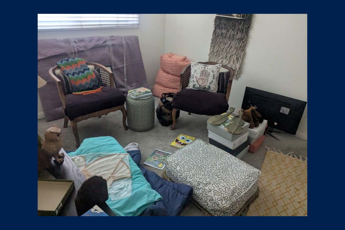Living room furniture Costa Mesa CA auction