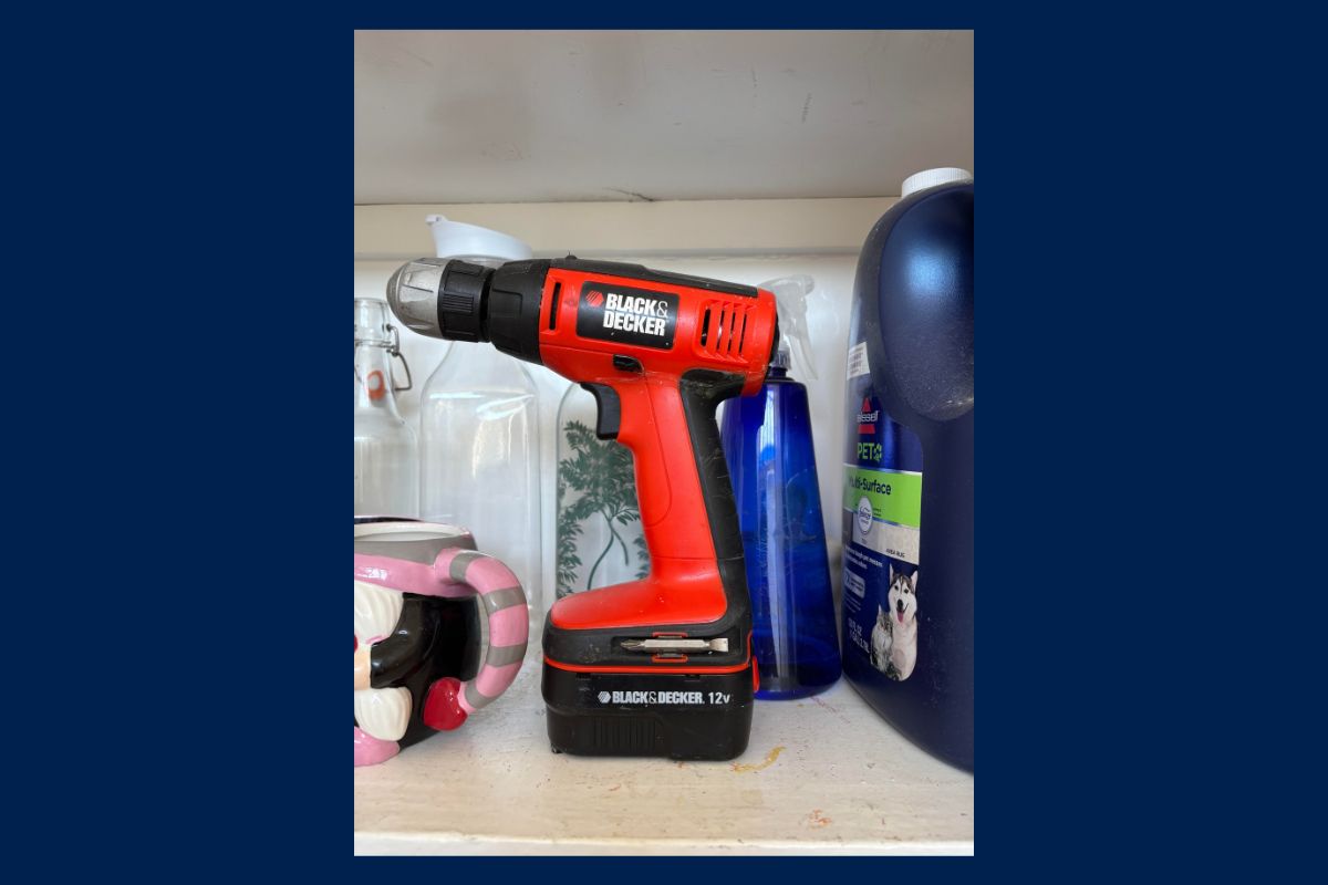 Electric drill at San Francisco online auction