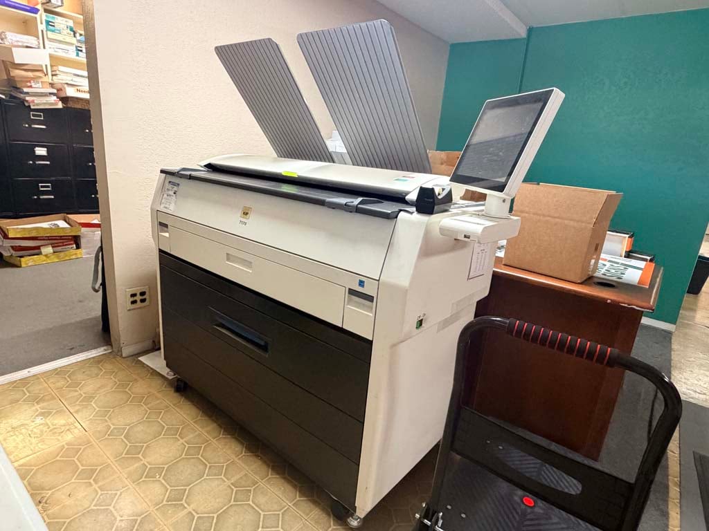 Commercial print shop auction equipment in Palm Desert California