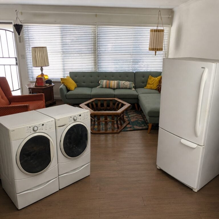 Abandoned Property Auction: 905 Joann St., Costa Mesa, CA 92627 
