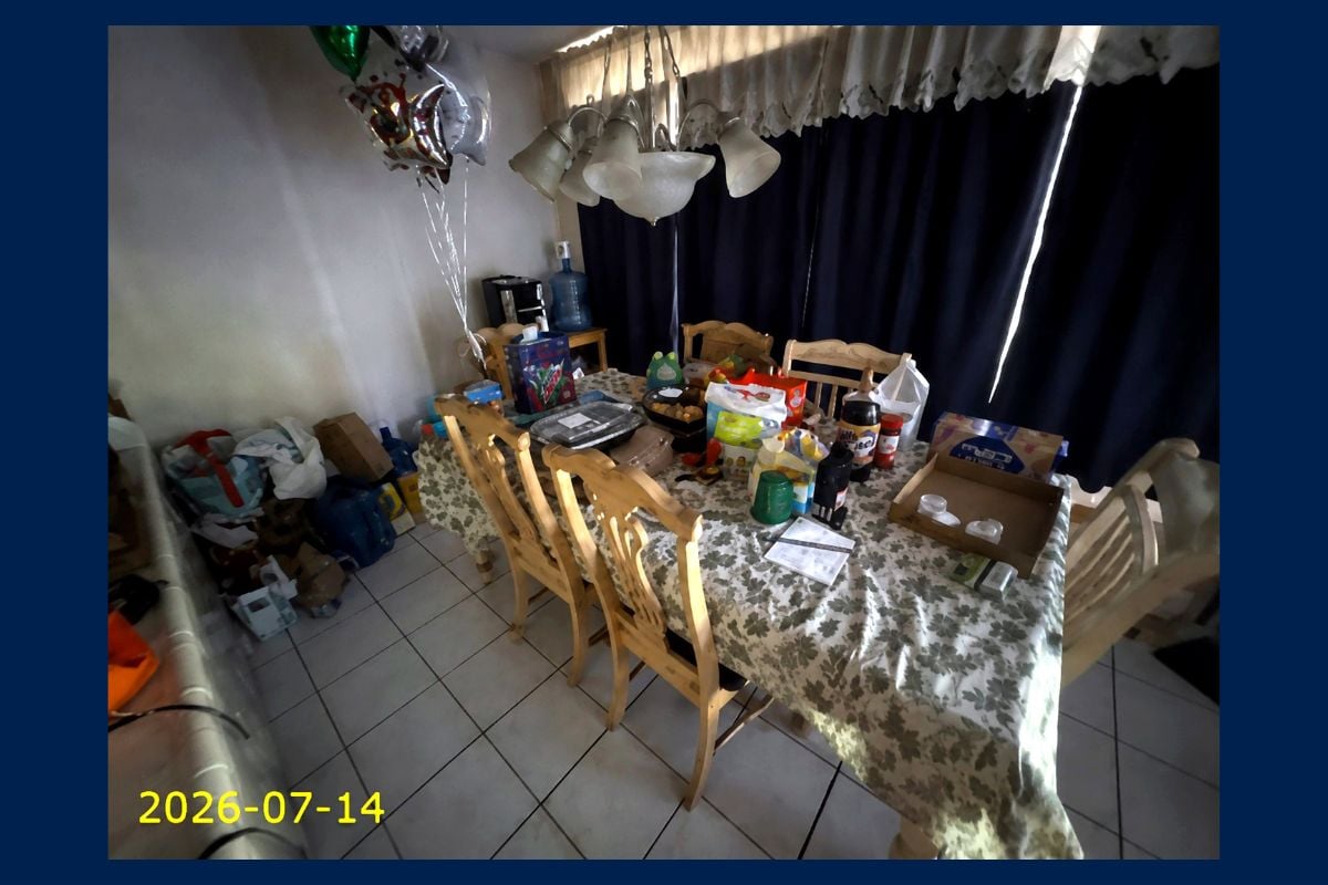Outdoor furniture in Pomona abandoned property contents sale